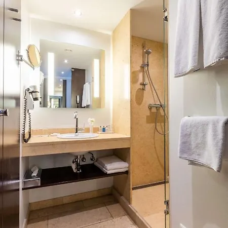 Radisson Blu Hotel 4*